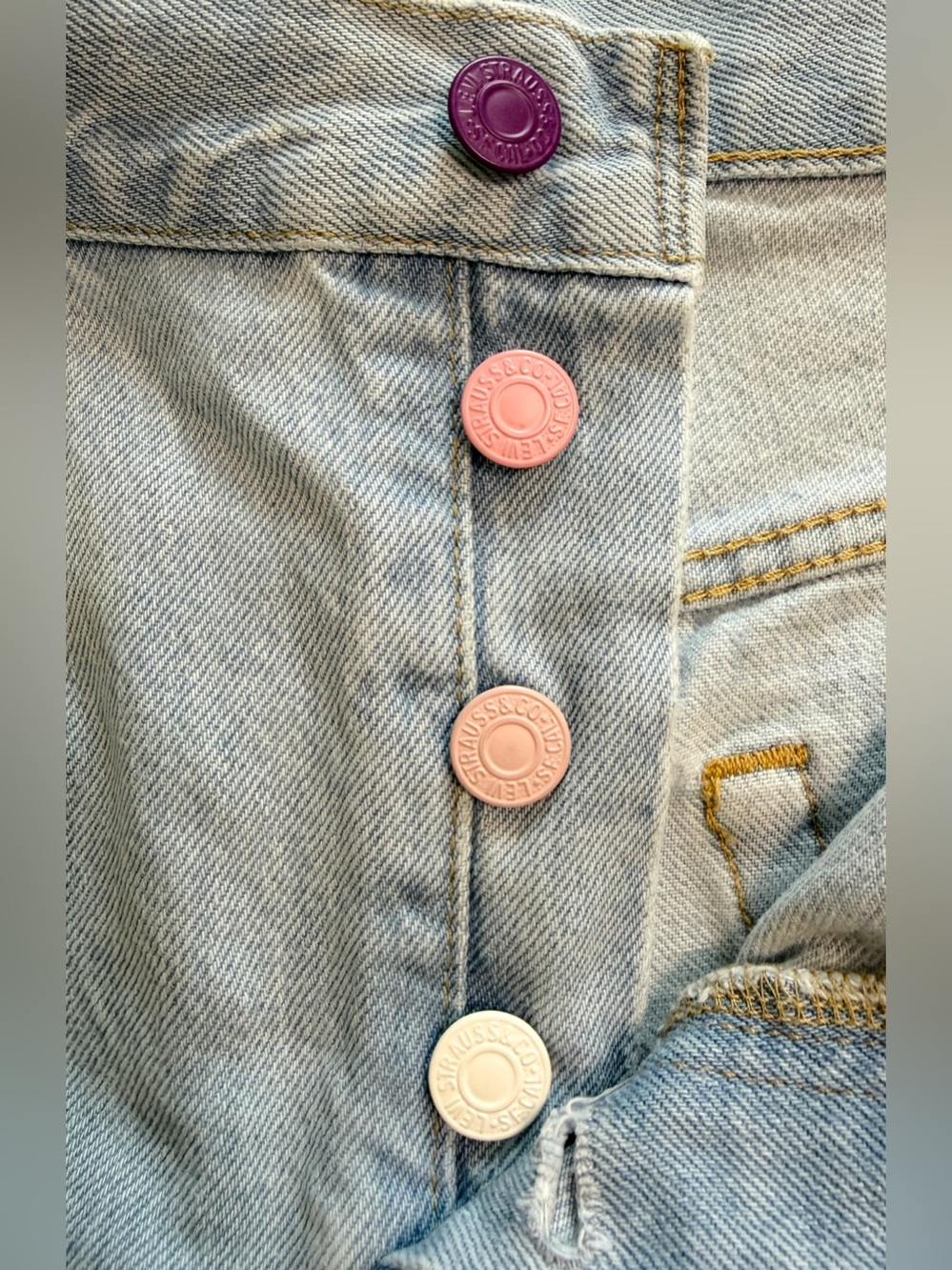 RARE Levi's Tailor Shop Custom Design 501 Stonewashed Shorts— 16W
